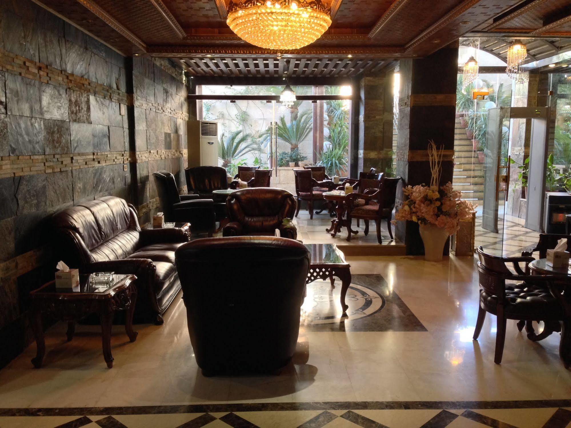 Jad Hotel Suites Амман Экстерьер фото